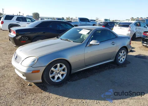 2004 Mercedes-Benz Slk 230 Kompressor z USA, uszkodzony, nr VIN WDBKK49F44F306671